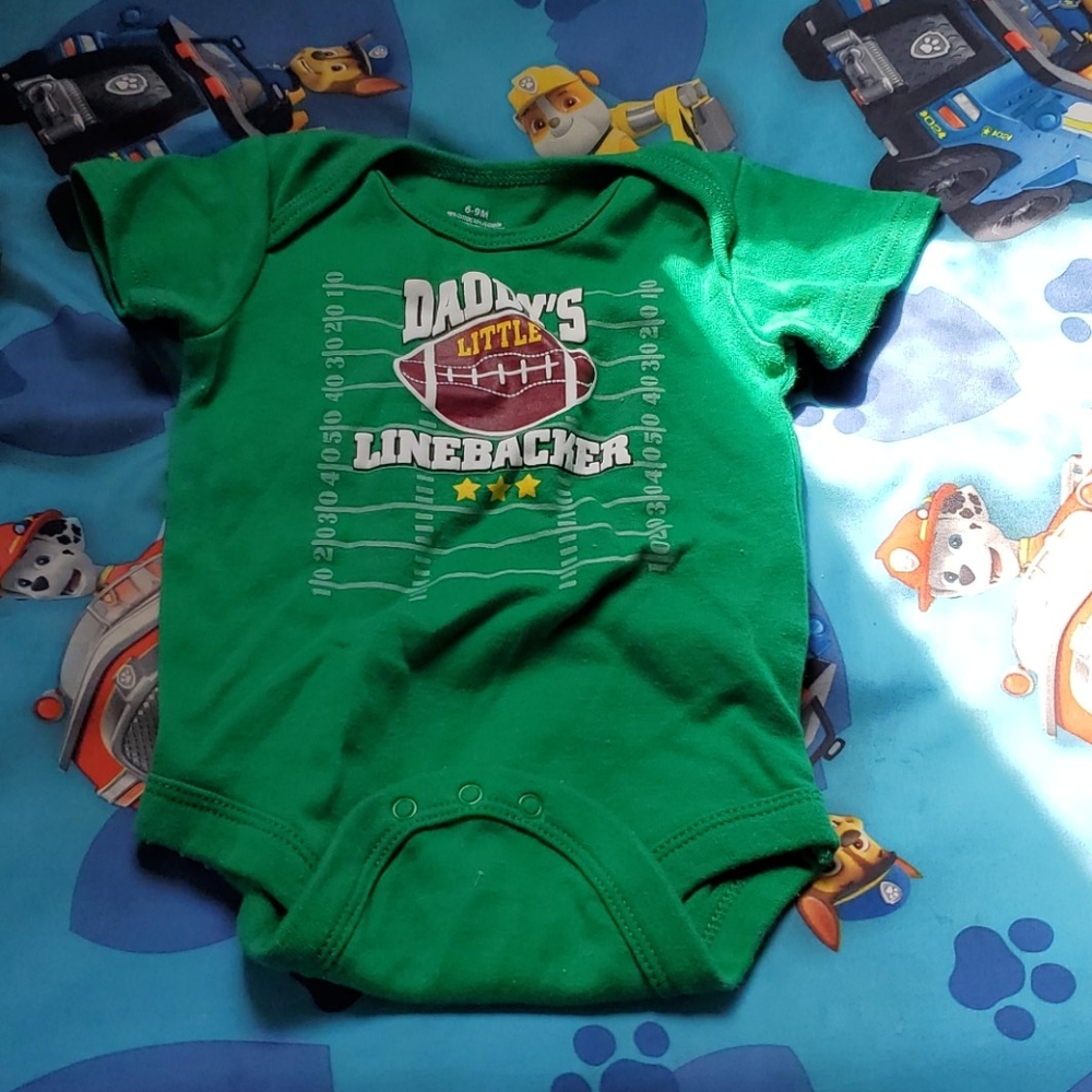Short sleeve onesie